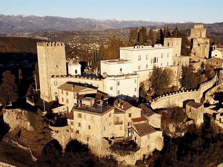 Featured image for “Panorama sul castello di Monte San Giovanni Campano”