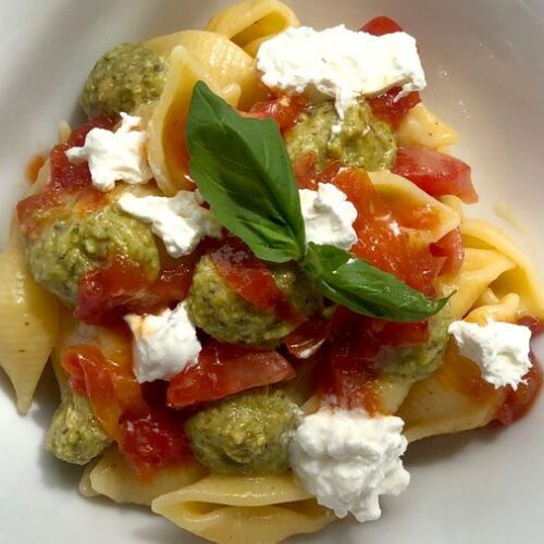 Conchiglia al pesto ai pomodorini di Naomi Spaziani