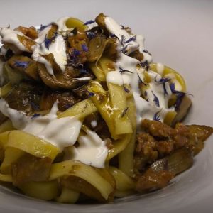 Fettuccine con porcini, taleggio e salsiccia di Noemi Spaziani