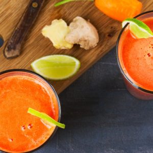 Frullato abbronzante: il gusto dell’estate che fa bene alla pelle. Il segreto per una pelle dorata parte dalla tavola