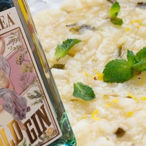 Risotto vegano aromatico con Old Gin Sarandrea