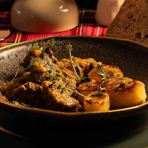 Bufaletta di Amaseno e patate fondenti