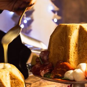 Pandoro salato delle Feste