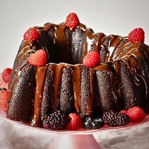 Nero d’Amore – Torta al cioccolato fondente, peperoncino e frutti di bosco