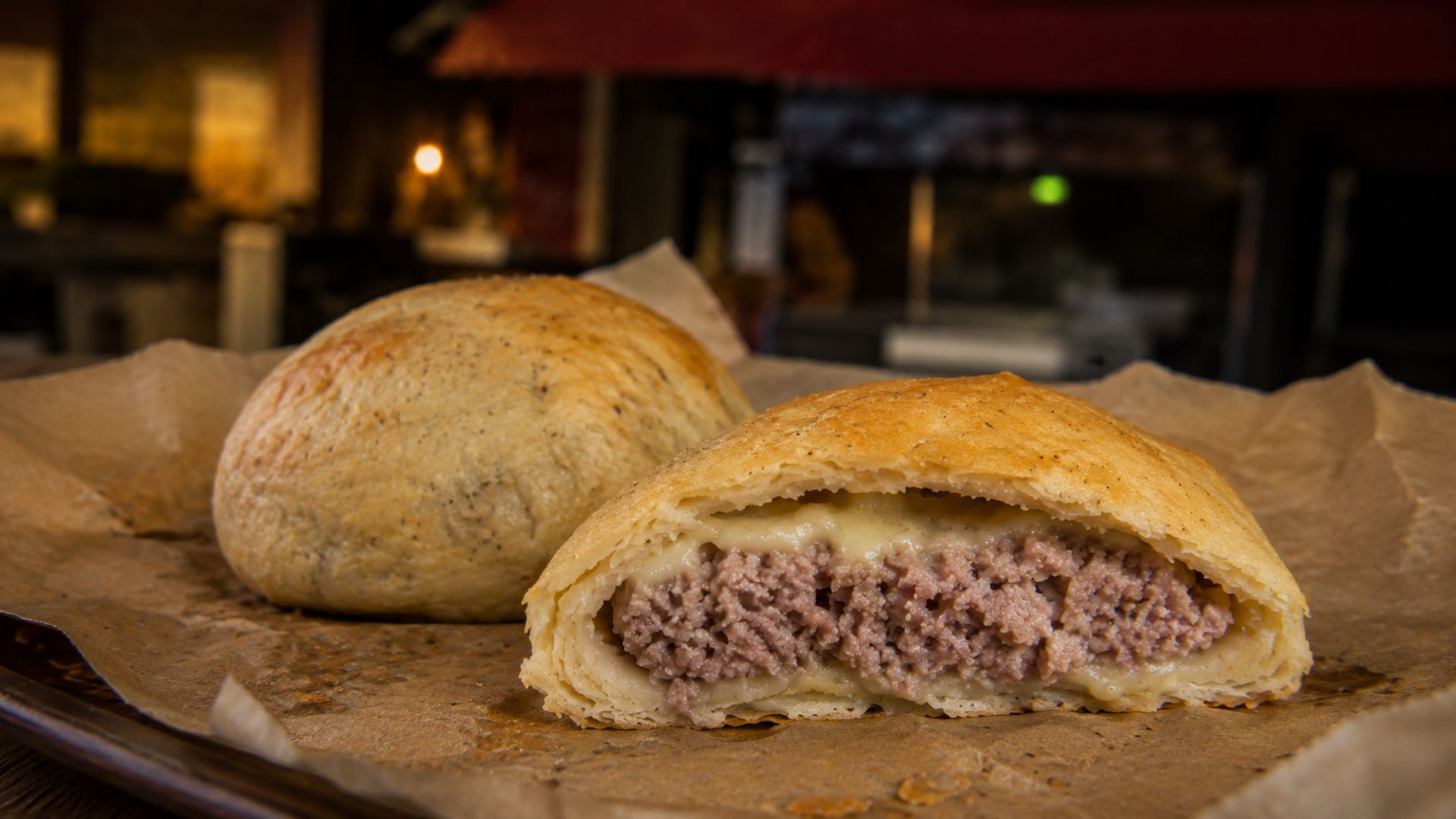 Scrigno Burger l’hamburger che si chiude e si scopre al primo taglio