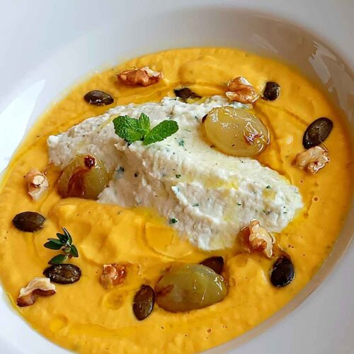 Stocco e zucca: la ricetta autunnale con ceci e uva Pizzutella in agrodolce