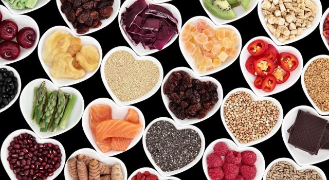 Alimentazione e cervello 7 Alimenti alleati della mente e 7 da limitare
