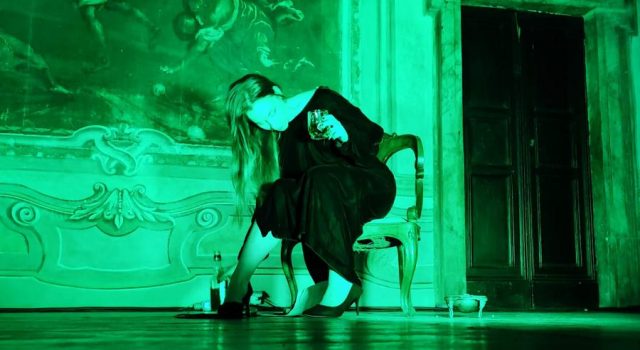Emmipiacevavivere al piccolo teatro degli instabili