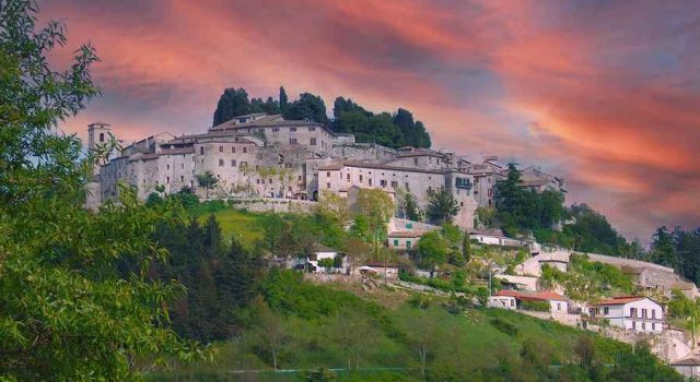 Fumone con il suo castello