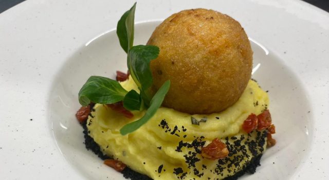 Crocchè di baccalà mantecato al timo di Gabriele Capuano