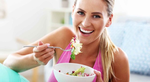 Dopo il sole cosa mangiare per mantenere l’abbronzatura e rigenerare il corpo. come mantenere l'abbronzatura con il cibo