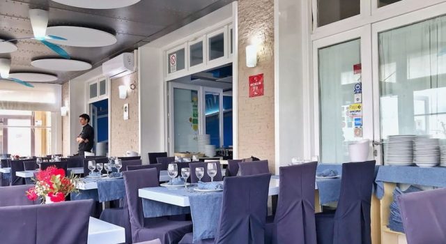 ERA UN PICCOLO PORTO, ERA UNA PORTA APERTA AI SOGNI