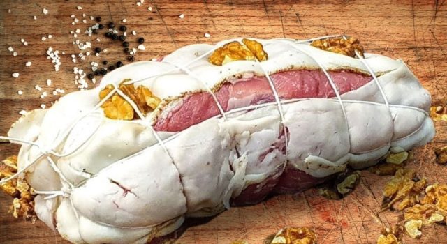 Filetto di suino ai carciofi e noci