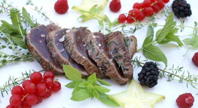 Filetto di tonno ai frutti di bosco
