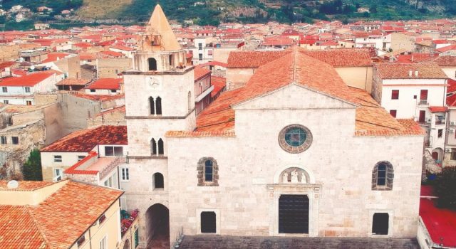 Fondi: tra fede, mare e bellezza