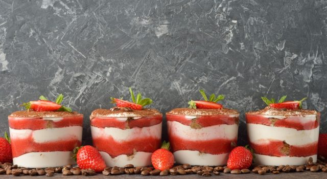 Fragole in festa i dolci che profumano di primavera