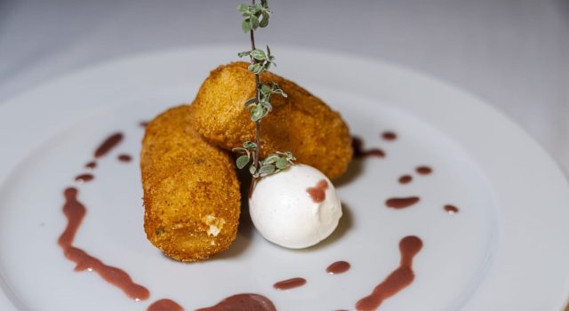Panzarotti di patate con mozzarella di bufala: la ricetta di Fausto Ferrante