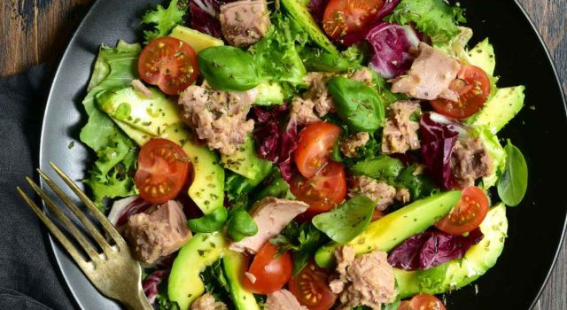 Insalata di tonno e avocado il secondo leggero che salva il frigo by chef Ciociaria e Cucina