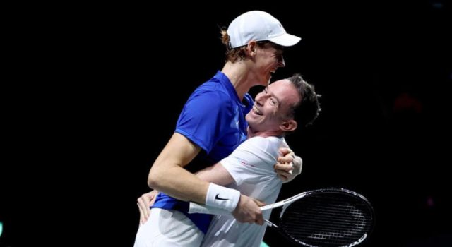 Davis Cup: brividi azzurri, la magia di una squadra che soffre e vince insieme