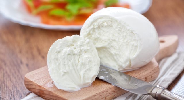 Mozzarella di bufala