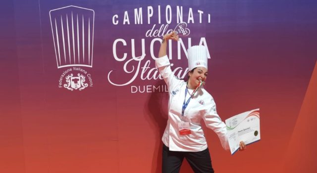 Naomi Spaziani: la Lady Chef che conquista l’oro e il cuore della giuria