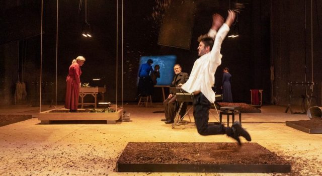 Processo Galileo al teatro Vascello
