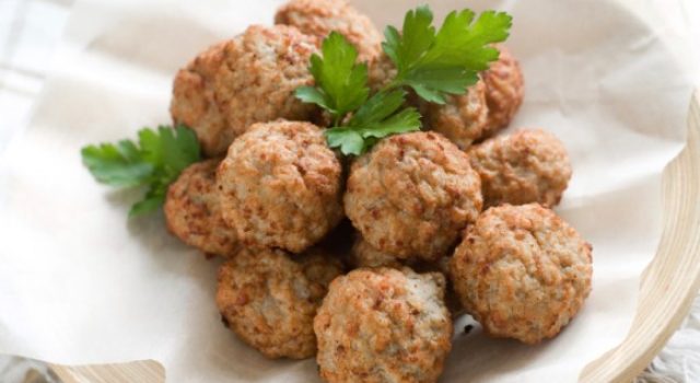 Polpette di scottona piemontese, guanciale e provola affumicata