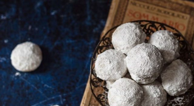 Polpette dolci di colomba al forno