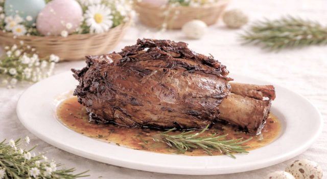 Stinco di maiale al vino rosso
