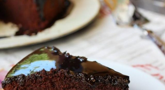 Torta al cabernet doc di atina e cioccolato