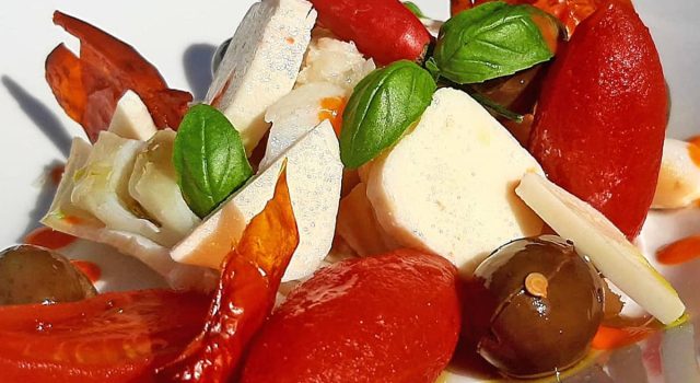 Baccalà con nudo di torpedino, marzolina itrana e olive pestate