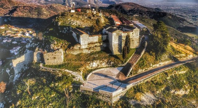 Panorama sul castello di Rocca d’Arce