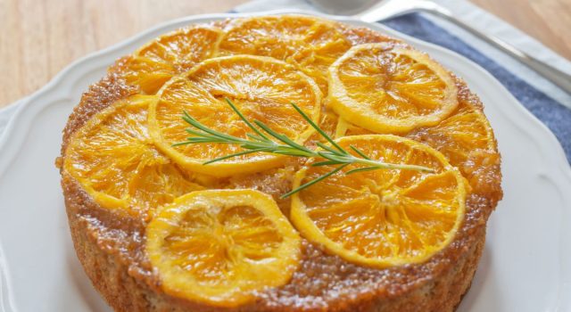 torta rovesciata alle arance e fiori d’arancio